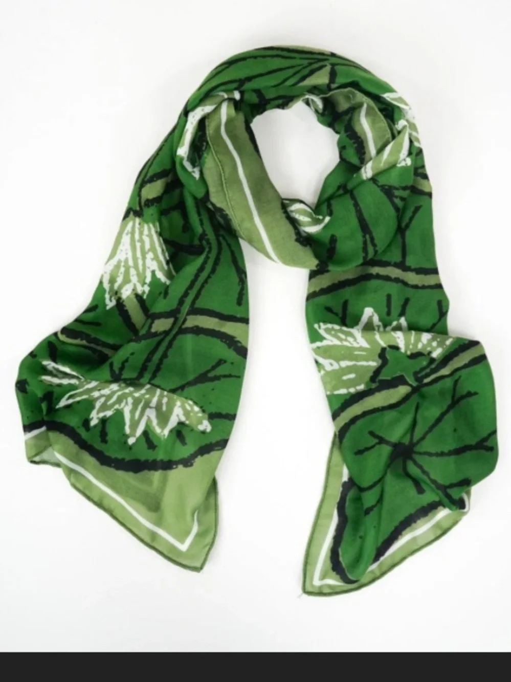 Women's Green Floral Waterlilies  Print Lightweight Scarf waterlily